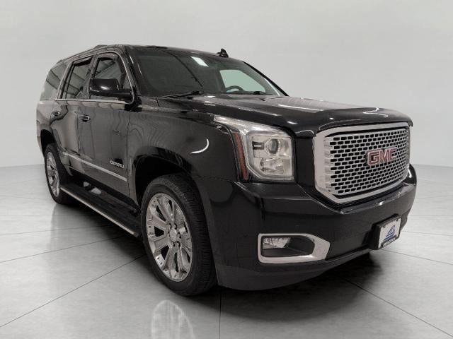 2016 GMC Yukon 4WD 4dr Denali in Onyx Black — front three-quarter view