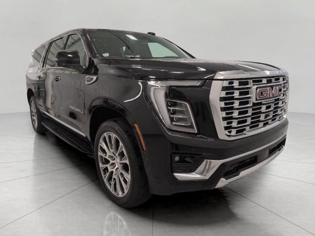2025 GMC Yukon XL 4WD 4dr Denali in Onyx Black — front three-quarter view